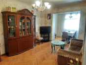 Satılır 3 otaqlı 80 m2 köhnə tikili Nizami m.