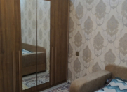 Satılır 1 otaqlı 33 m2 həyət evi Babək Plaza