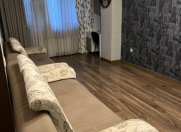 İcarəyə verilir 3 otaqlı 90 m2 köhnə tikili Elmlər Akademiyası m.