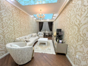 Satılır 3 otaqlı 122 m2 yeni tikili Memar Əcəmi m.