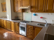 İcarəyə verilir 4 otaqlı 110 m2 köhnə tikili Elmlər Akademiyası m.