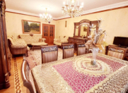 İcarəyə verilir 3 otaqlı 150 m2 yeni tikili Rəssamlıq Akademiyası