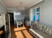 Satılır 2 otaqlı 60 m2 köhnə tikili 8 mkr