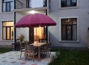 İcarəyə verilir 6 otaqlı 200 m2 villa Qəbələ