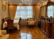 Satılır 4 otaqlı 110 m2 köhnə tikili 8 mkr