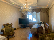 Satılır 3 otaqlı 130 m2 yeni tikili Elmlər Akademiyası m.