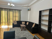 İcarəyə verilir 3 otaqlı 140 m2 yeni tikili 28 May m.