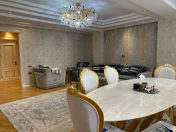 Satılır 4 otaqlı 200 m2 yeni tikili 28 Mall