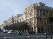 Satılır 2 otaqlı 70 m2 köhnə tikili Sahil m.