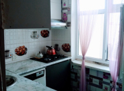 Satılır 2 otaqlı 50 m2 köhnə tikili 8 km