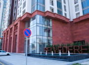 Satılır 2 otaqlı 130 m2 yeni tikili Elmlər Akademiyası m.