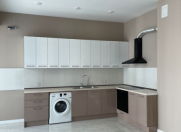 İcarəyə verilir 2 otaqlı 130 m2 yeni tikili Elmlər Akademiyası m.