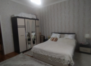 Satılır 8 otaqlı 400 m2 həyət evi Bülbülə