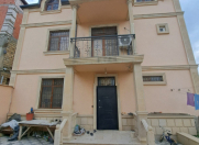 Satılır 5 otaqlı 330 m2 villa Rəsulzadə