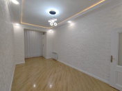 Satılır 2 otaqlı 60 m2 yeni tikili İnşaatçılar m.