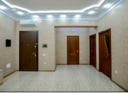 İcarəyə verilir 4 otaqlı 181 m2 yeni tikili Şah İsmayıl Xətai m.