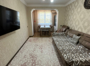 Satılır 3 otaqlı 70 m2 köhnə tikili Nizami r.