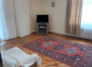 İcarəyə verilir 3 otaqlı 90 m2 yeni tikili Elmlər Akademiyası m.