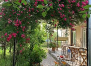 Satılır 4 otaqlı 240 m2 bağ evi Quba