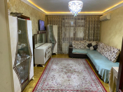 Satılır 4 otaqlı 100 m2 köhnə tikili Xalqlar Dostluğu m.