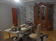 Satılır 4 otaqlı 113 m2 köhnə tikili 28 May m.