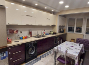 Satılır 5 otaqlı 110 m2 köhnə tikili Azadlıq prospekti m.