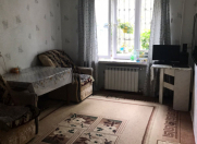 Satılır 2 otaqlı 43 m2 köhnə tikili Yasamal r.