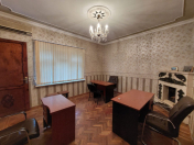 İcarəyə verilir 4 otaqlı 90 m2 ofis Nəsimi r.