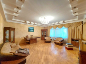 İcarəyə verilir 3 otaqlı 140 m2 yeni tikili Gənclik m.