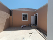 Satılır 3 otaqlı 70 m2 həyət evi Lökbatan