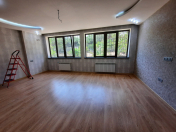 Satılır 4 otaqlı 110 m2 köhnə tikili 8 mkr