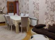 Satılır 5 otaqlı 130 m2 köhnə tikili 9 mkr