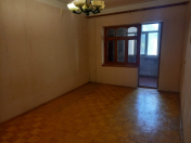 Satılır 4 otaqlı 110 m2 köhnə tikili 8 mkr