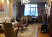 İcarəyə verilir 2 otaqlı 100 m2 yeni tikili Nizami m.