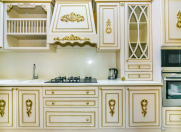 İcarəyə verilir 2 otaqlı 90 m2 köhnə tikili Sahil m.