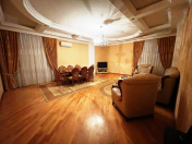 İcarəyə verilir 3 otaqlı 145 m2 yeni tikili Elmlər Akademiyası m.