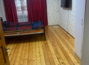 İcarəyə verilir 3 otaqlı 70 m2 köhnə tikili Neftçilər m.