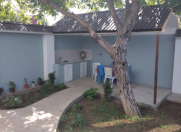 İcarəyə verilir 4 otaqlı 120 m2 həyət evi Oğuz