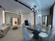 İcarəyə verilir 3 otaqlı 120 m2 yeni tikili Azadlıq prospekti m.