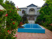 Satılır 8 otaqlı 250 m2 həyət evi Həzi Aslanov m.