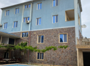 Satılır 18 otaqlı 2000 m2 villa Badamdar