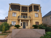 Satılır 7 otaqlı 660 m2 villa Badamdar