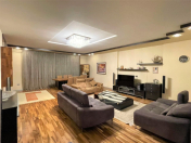 İcarəyə verilir 3 otaqlı 190 m2 yeni tikili Nizami m.