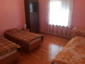 İcarəyə verilir 6 otaqlı 240 m2 bağ evi Qəbələ