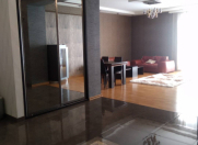 İcarəyə verilir 3 otaqlı 140 m2 yeni tikili Gənclik m.