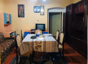 İcarəyə verilir 5 otaqlı 120 m2 köhnə tikili Bayıl