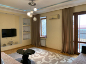 Satılır 4 otaqlı 120 m2 köhnə tikili Bayıl