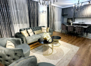 İcarəyə verilir 3 otaqlı 100 m2 yeni tikili 8 Noyabr m.