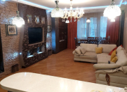 İcarəyə verilir 3 otaqlı 135 m2 yeni tikili Nizami m.