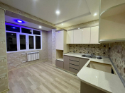 Satılır 2 otaqlı 65 m2 köhnə tikili Neftçilər m.